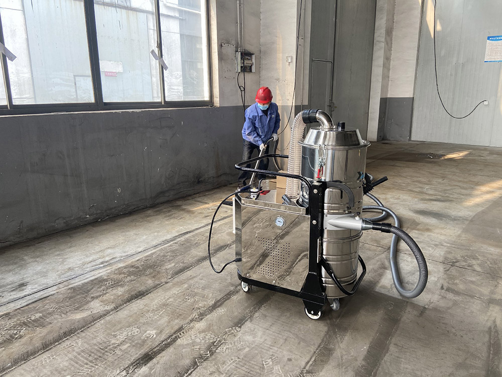 工業(yè)吸塵器電機(jī)發(fā)熱怎么辦？